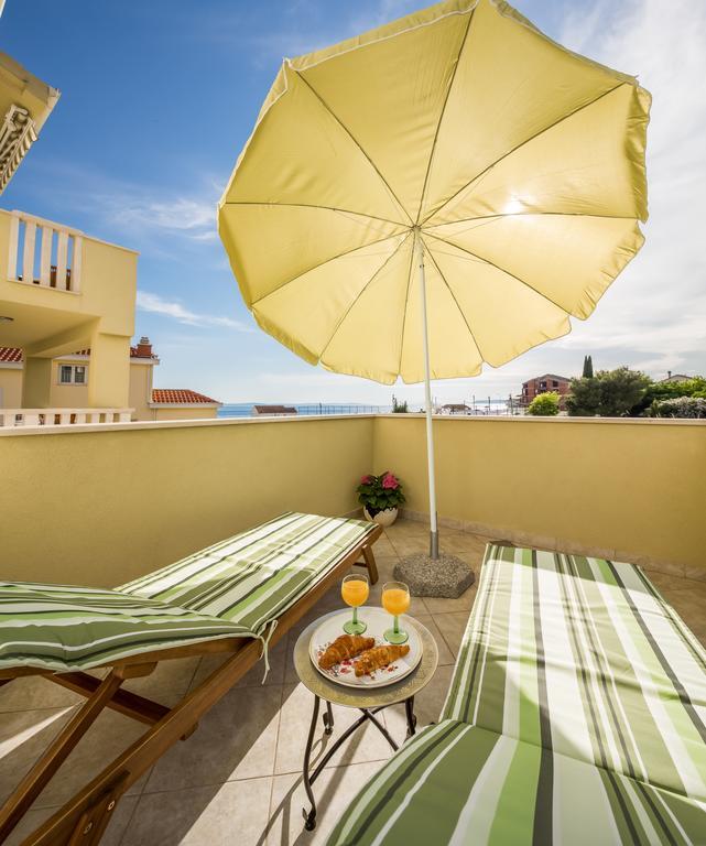 Apartments Leon Podstrana Chambre photo